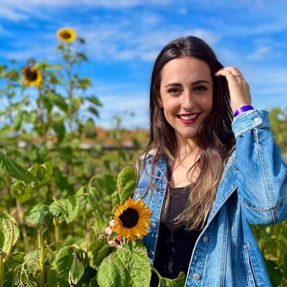 Meet your Posher, Michelle - Picture 1 of 1